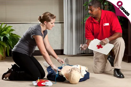 For QR79 Make a Difference in Scary Situations with an Emergency First Aid Online Course for Family & Work! (QR555 Value)